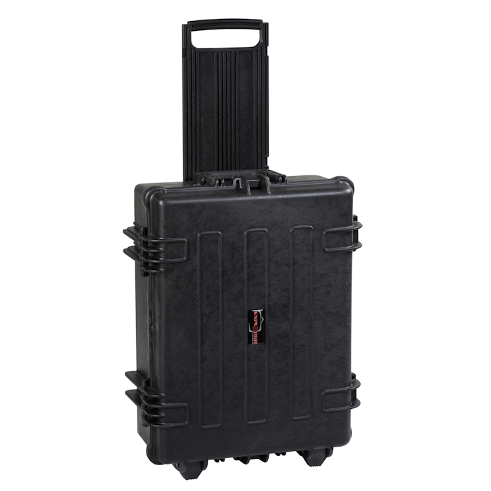 5823.B HANDLE Black Explorer Case 5823, closed, featuring wheels and handles for convenient mobility