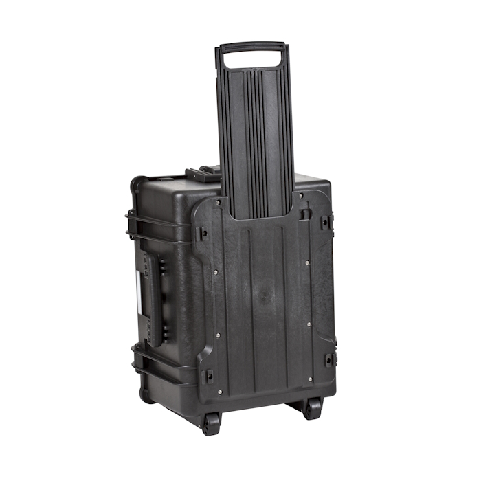 5833.B BACK Back view of an Explorer Case 5833, showcasing its design and features with a focus on the rear panel.